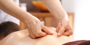 Μασάζ για πιάσιμο στην πλάτη: Ακούστε το σώμα σας-Massagepoint