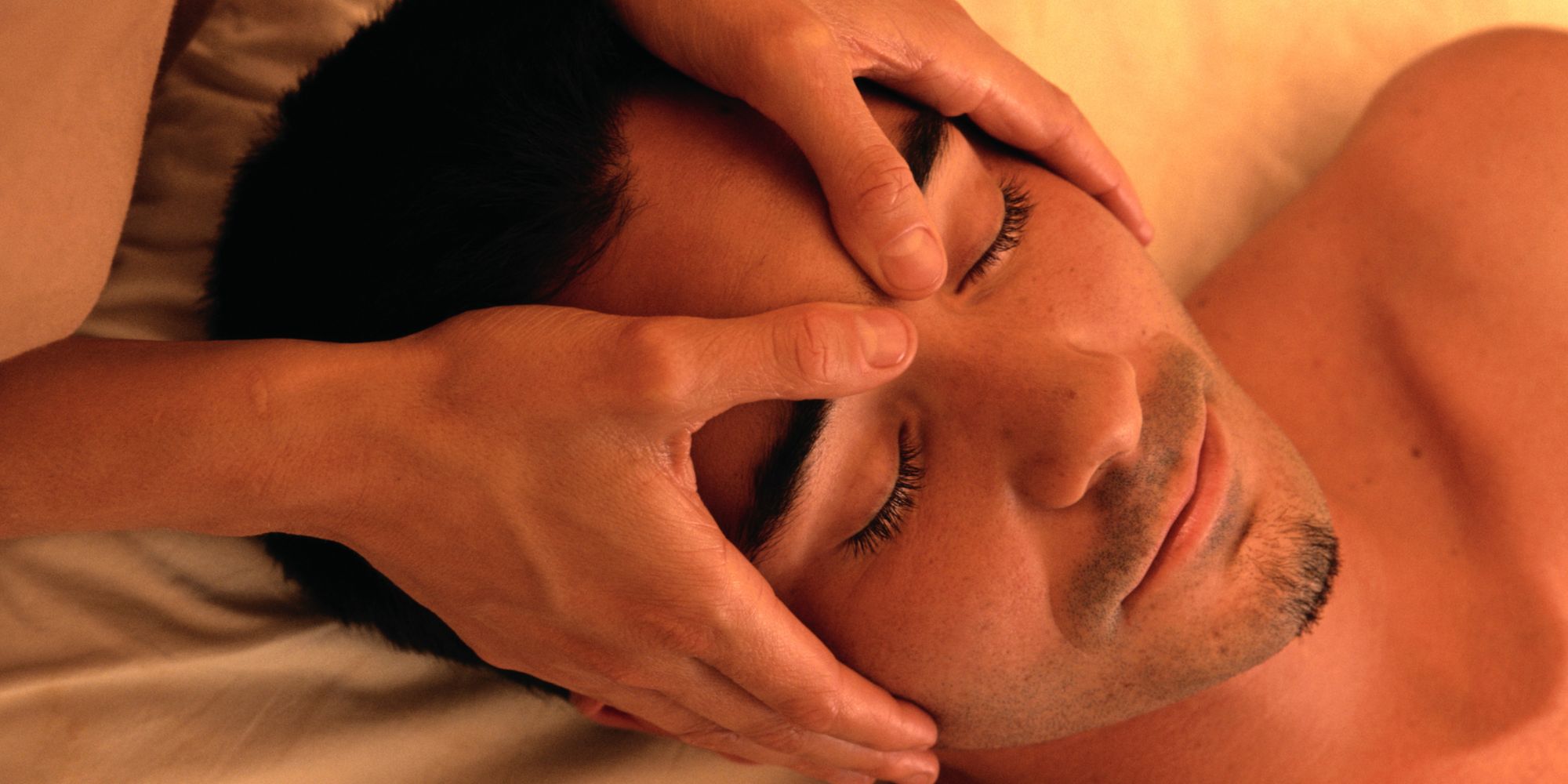 Foot Massage: Relaxation and Wellness-Massagepoint