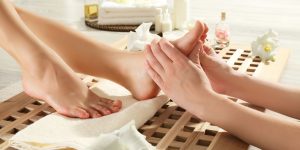 Επαγγελματικό Μασάζ Ποδιών: Η Προσεκτική Φροντίδα των Ποδιών σας-Massagepoint