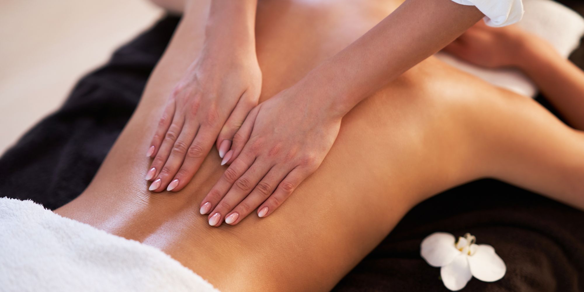 Professional Foot Massage: Attentive Care-Massagepoint