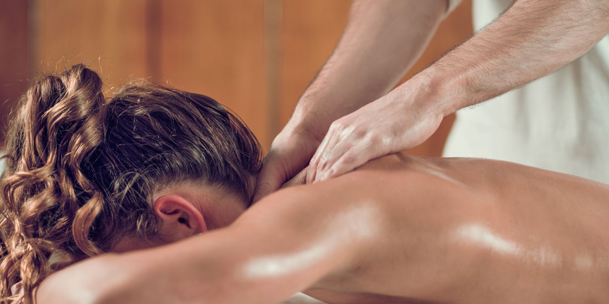 Neck massage: Amazing benefits-Massagepoint